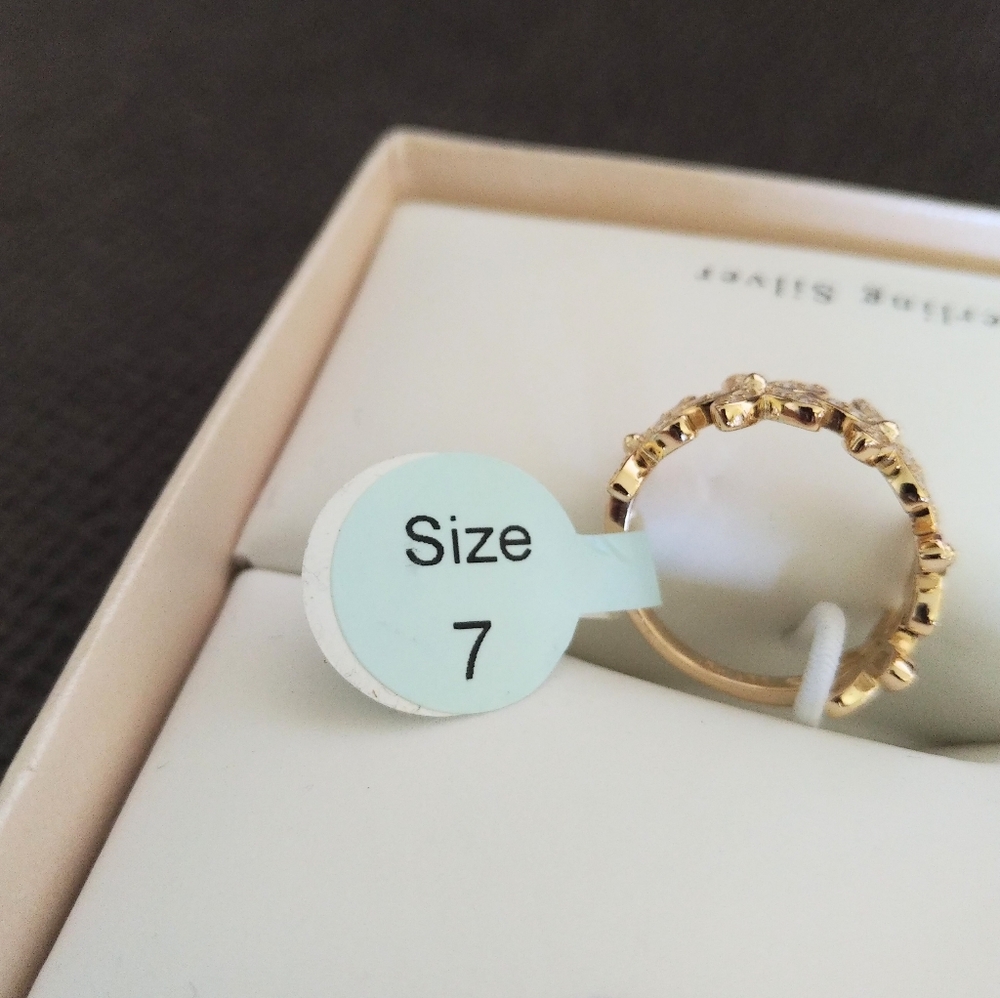 ✨️HP 2X✨️ Ava Ro🚣 Connecting Gold💛 Flowers🌼 Ring💍 - Picture 5 of 16